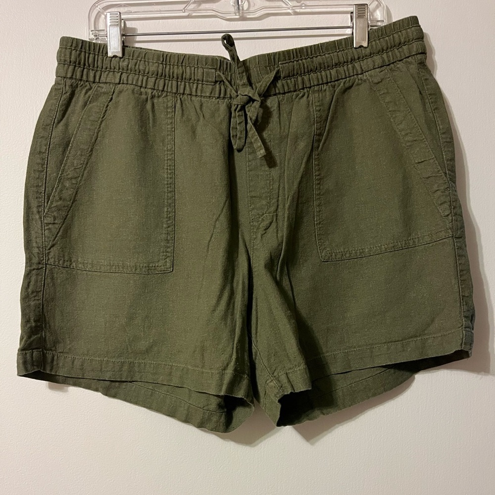 Women’s Old Navy Olive Green Casual Shorts